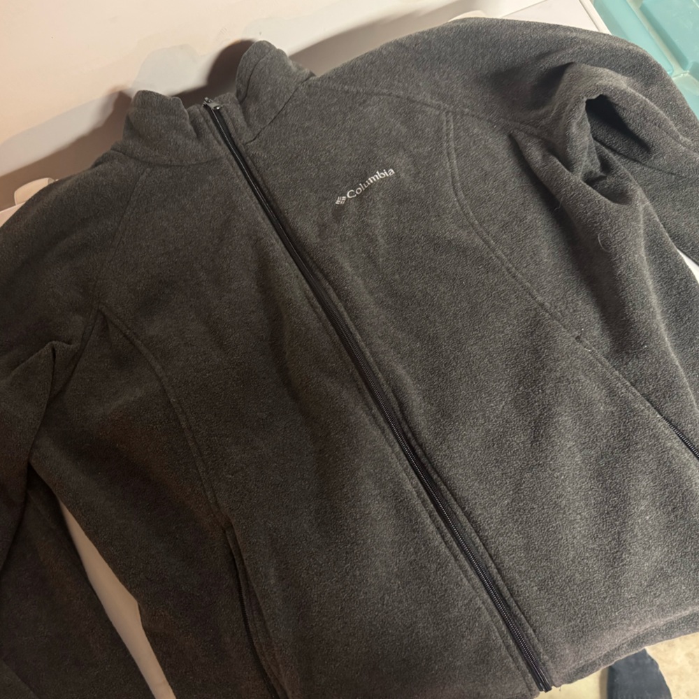 Columbia Gray Fleece Jacket